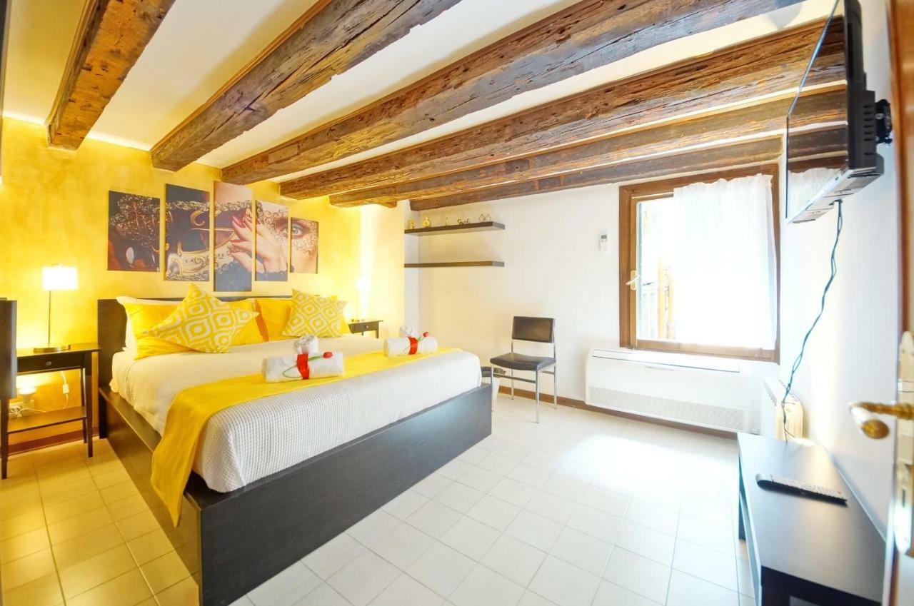 Calle Dei Fabbri San Marco Apartment Venedig Exteriör bild